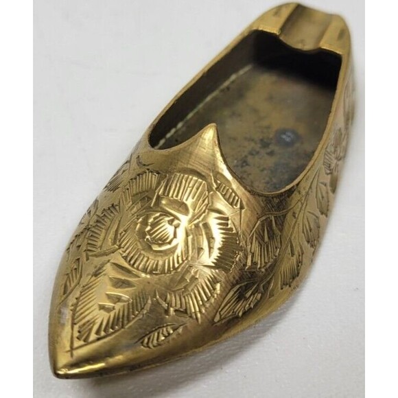 Vtg India Brass Miniature Slipper Shoe Ashtray Single Cigarette Etched Retro - Picture 4 of 5
